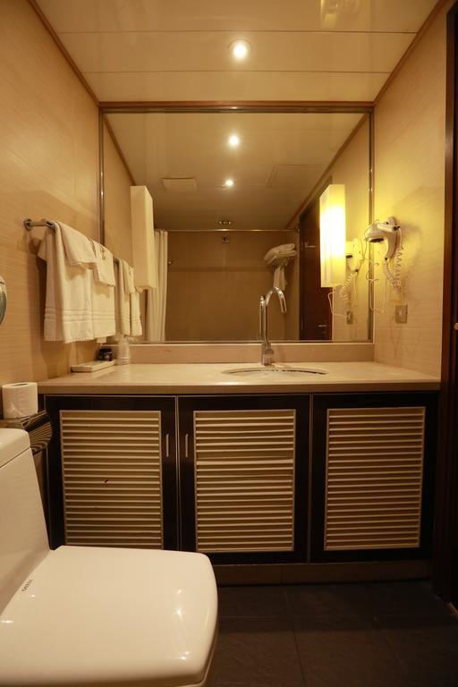 Hotel Huaxia Milano Habitación foto